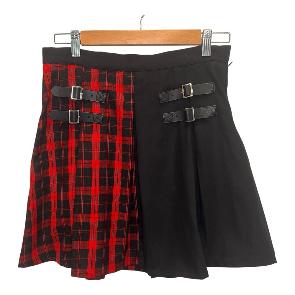 Hot Topic Mini Skirt Medium Red Black Plaid With Buckles